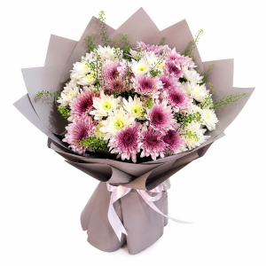 purple & white chrysanthemum bouquet